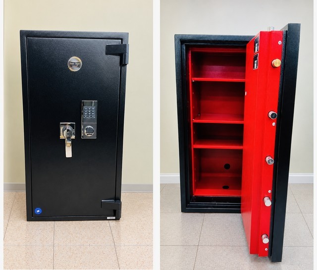 Tresor 26 (NEU): Franz Jäger Berlin ®, Schwarz, Griff & Schloss Chrom