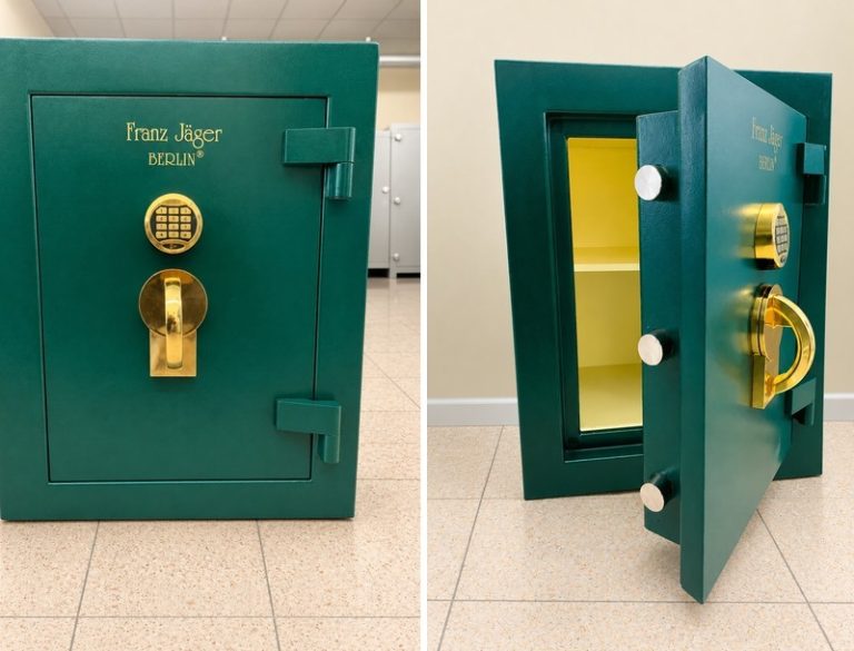 TRESOR 18 (NEU): Franz Jäger Berlin ®, Jaguargrün, Gold